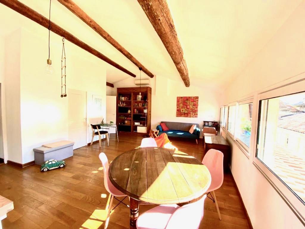 A Spacious, Sunny & Calm Loft In Avignon'S Heart Exterior photo